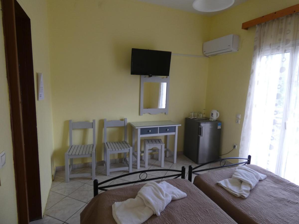 Dixtia Apartments อายีโอส เยออร์ยิโอส ปากอน ภายนอก รูปภาพ