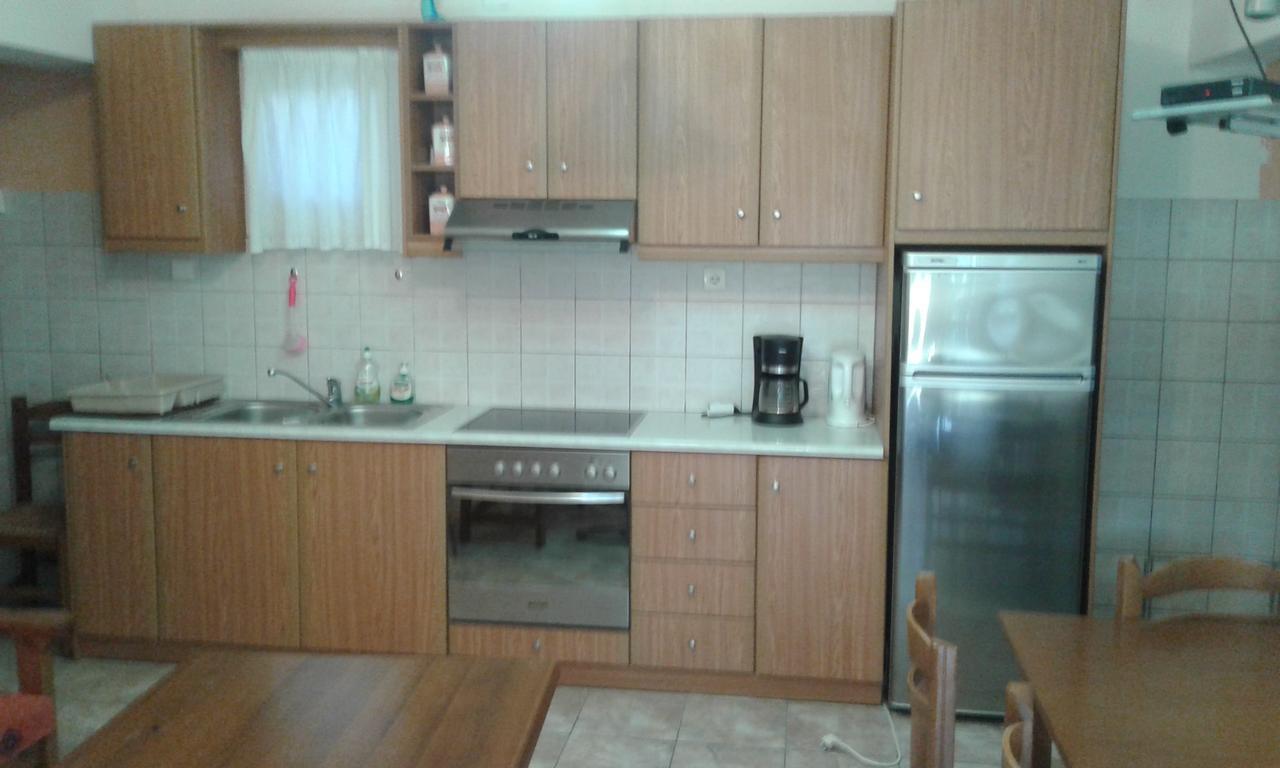 Dixtia Apartments อายีโอส เยออร์ยิโอส ปากอน ภายนอก รูปภาพ